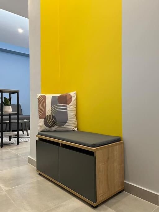 Black Eagle Apartment Драма Екстериор снимка